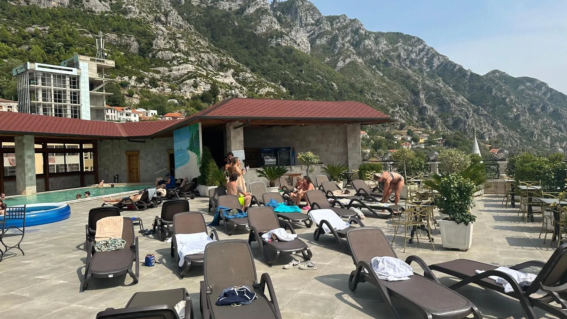 Hotel Panorama Kruje View On The Castle And The Old Town Albanien