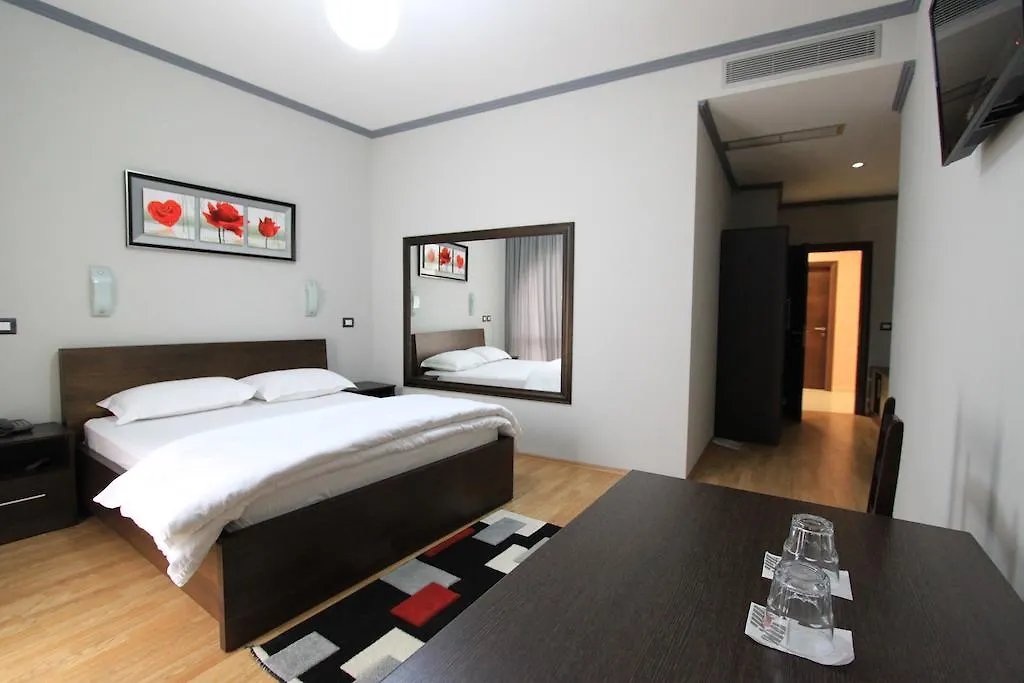 克鲁亚全景酒店 Krujë 4*,