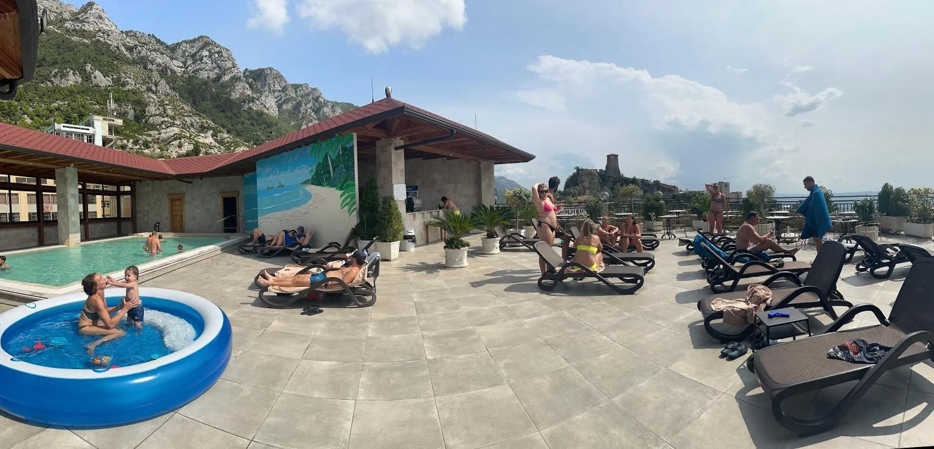 Hotel Panorama Kruje View On The Castle And The Old Town